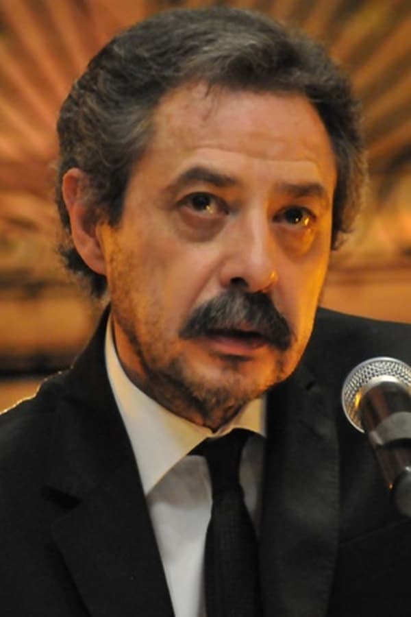 Image of Arturo Beristáin