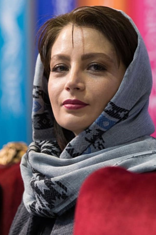 Image of Azadeh Nobahari