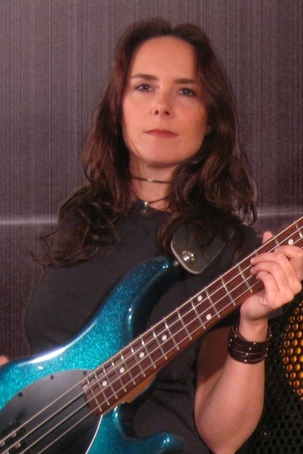 Image of Jennifer Young