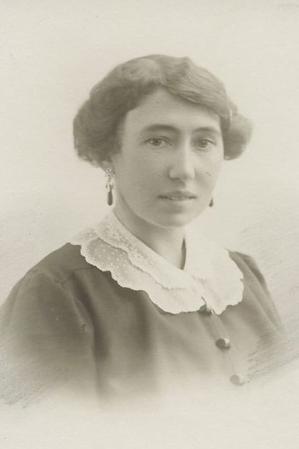 Image of Harriet Bloch