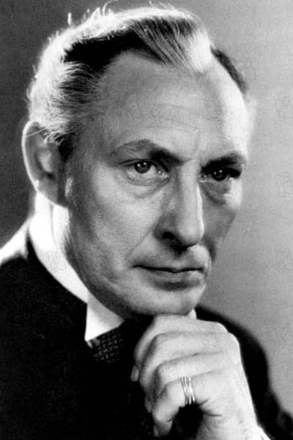 Image of Lionel Atwill