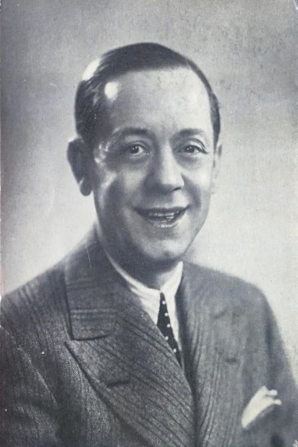 Image of Valeriano León