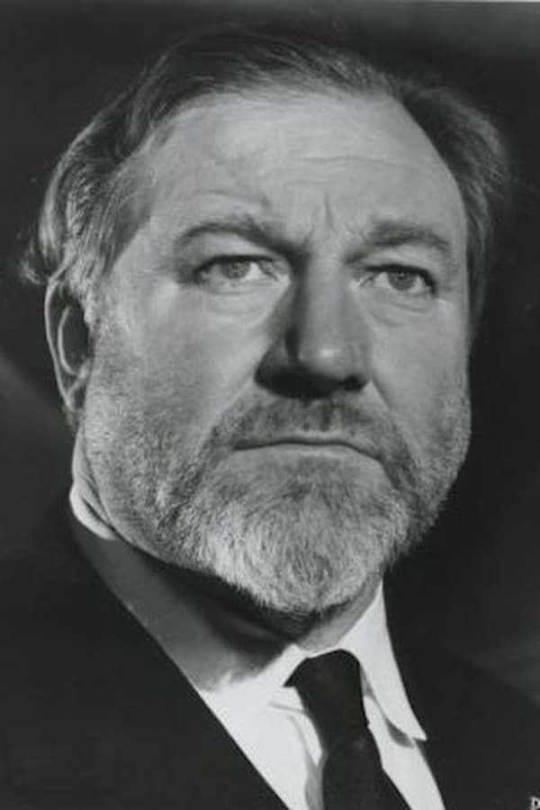 Image of James Robertson Justice
