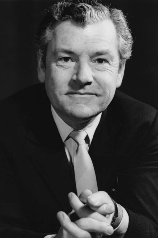 Image of Kenneth More