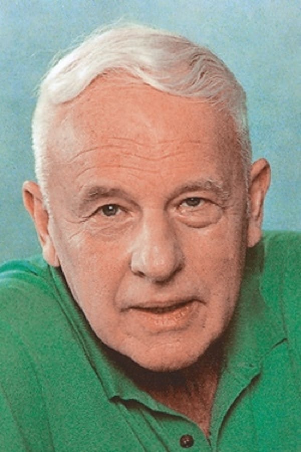 Image of Walter Buschhoff
