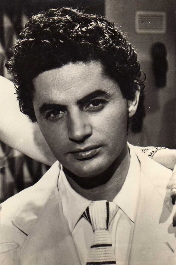 Image of Antonio Molina