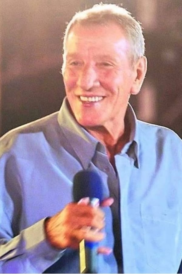 Image of Gil Dobrică