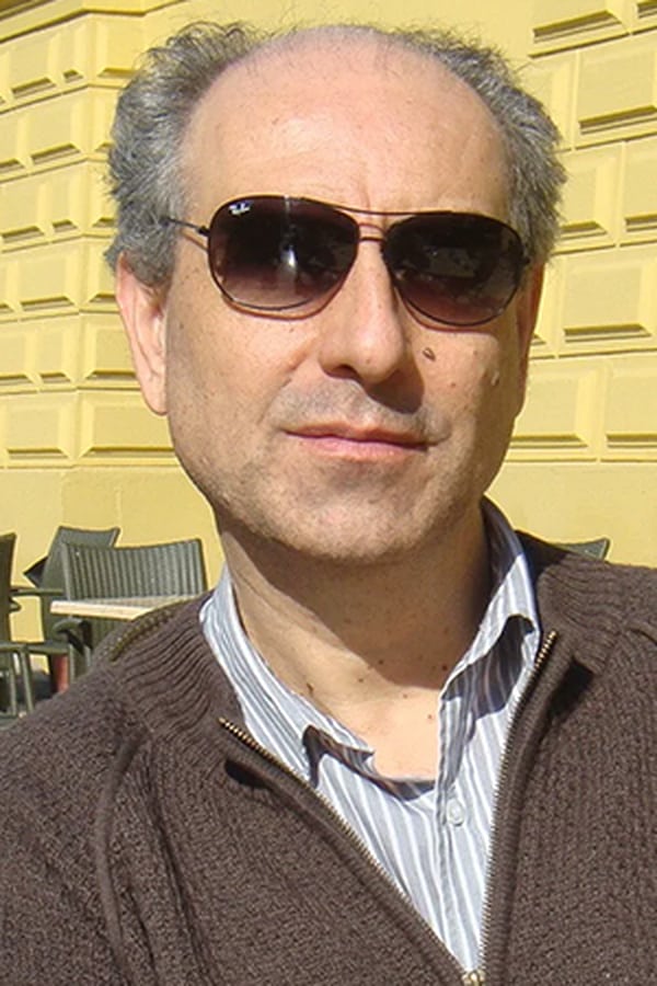 Image of Víctor González