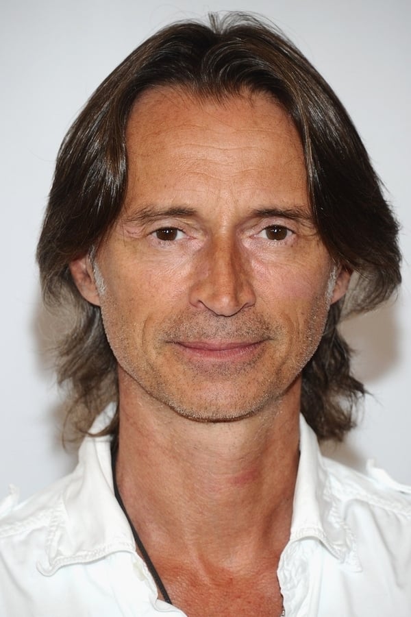 Image of Robert Carlyle