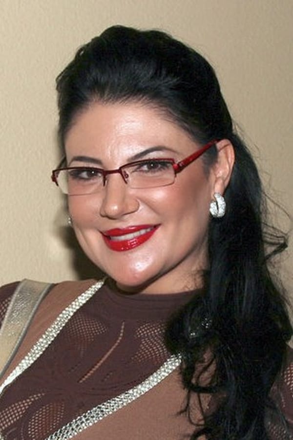 Image of Alejandra Avalos