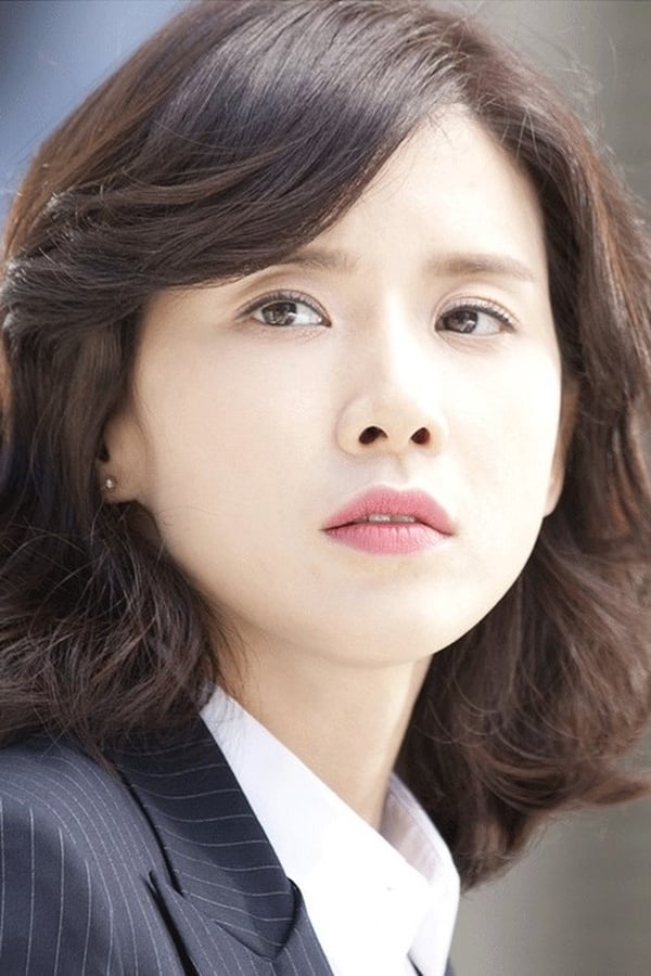 Image of Lee Bo-young