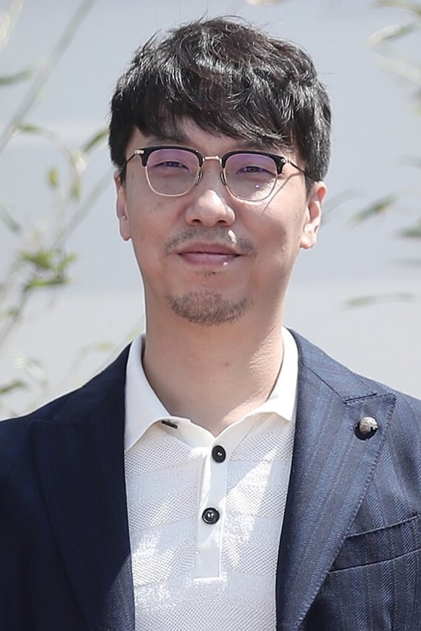 Image of Yoon Jong-bin