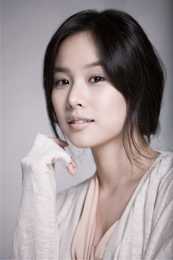 Image of Jo Yoon-hee