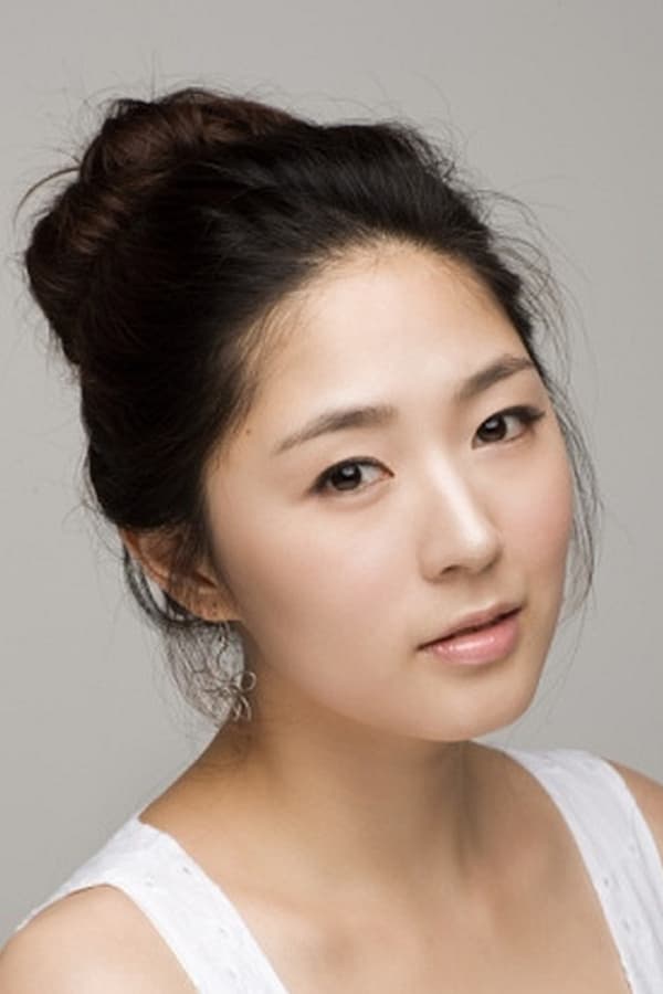 Image of Yoon Chae-yeong