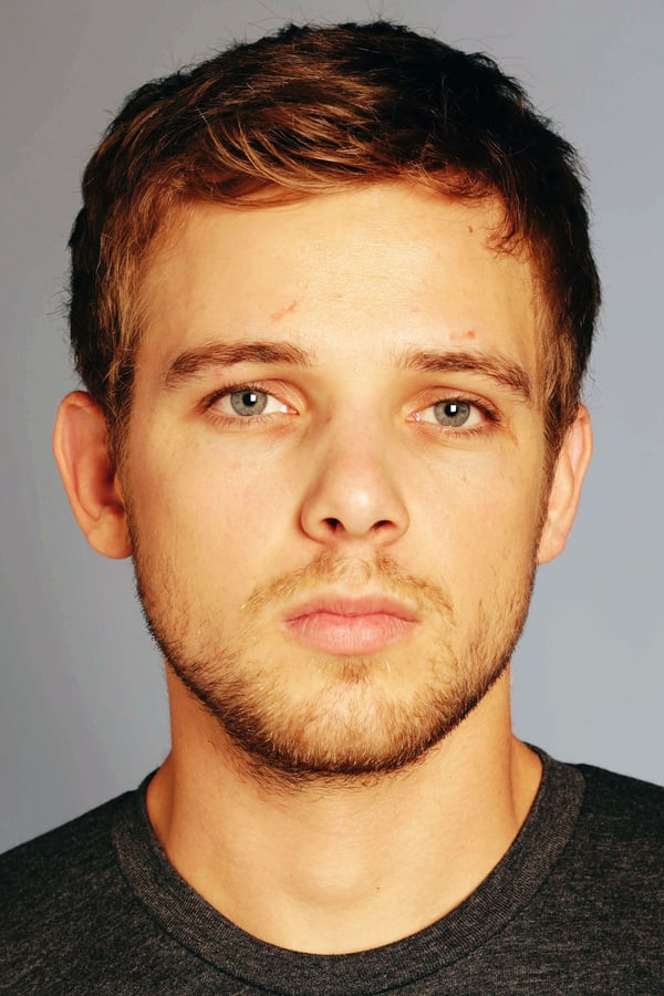 Image of Max Thieriot