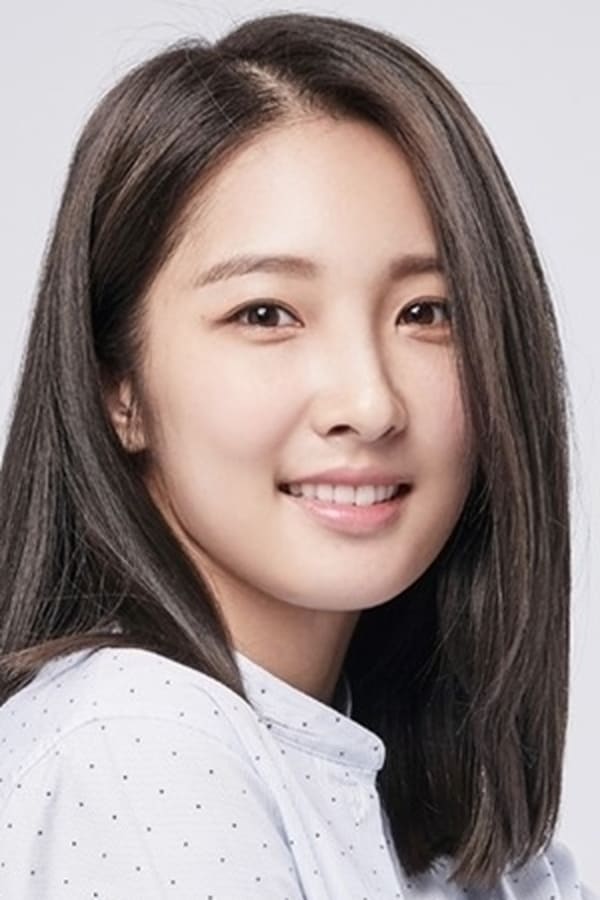 Image of Son Ji-hyun