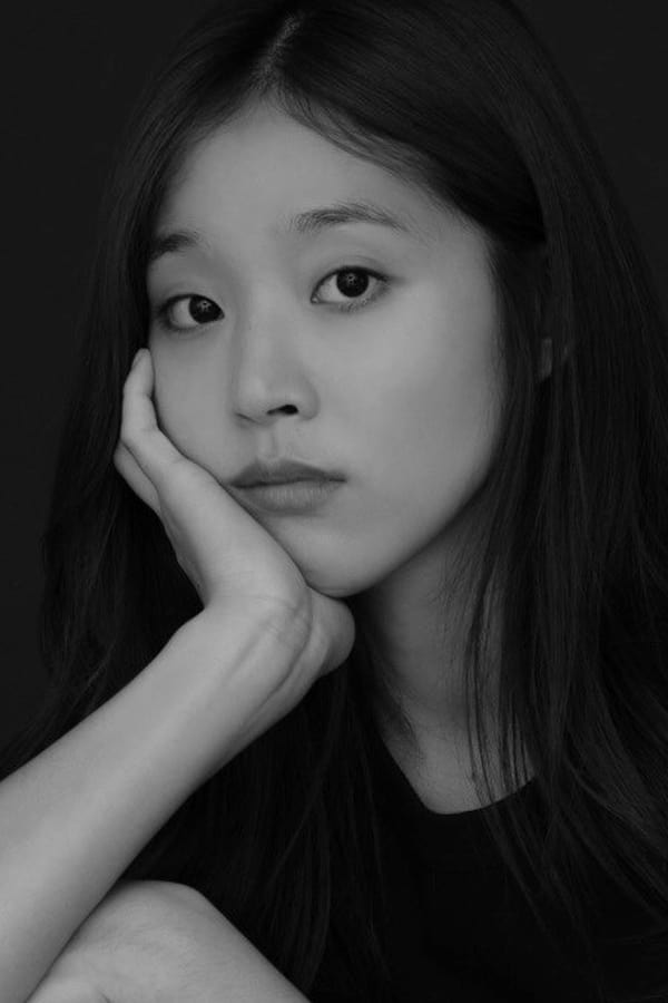 Image of Yoon Hye-ri